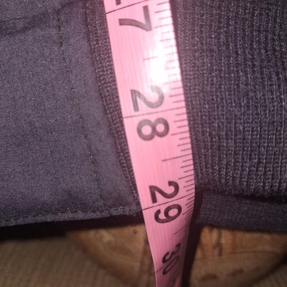 Tonkin Inc CAT Black Insulated Bomber Jacket with Red Accents In A Size XXL. - Picture 7 of 9